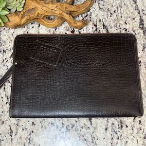Vintage Dark Brown Croc-Embossed Laptop Sleeve